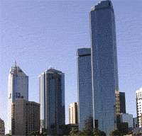 Вид с набережной Southbank на небоскребы Сити
