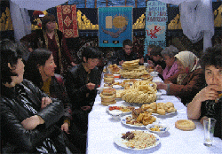 Внутри юрты
